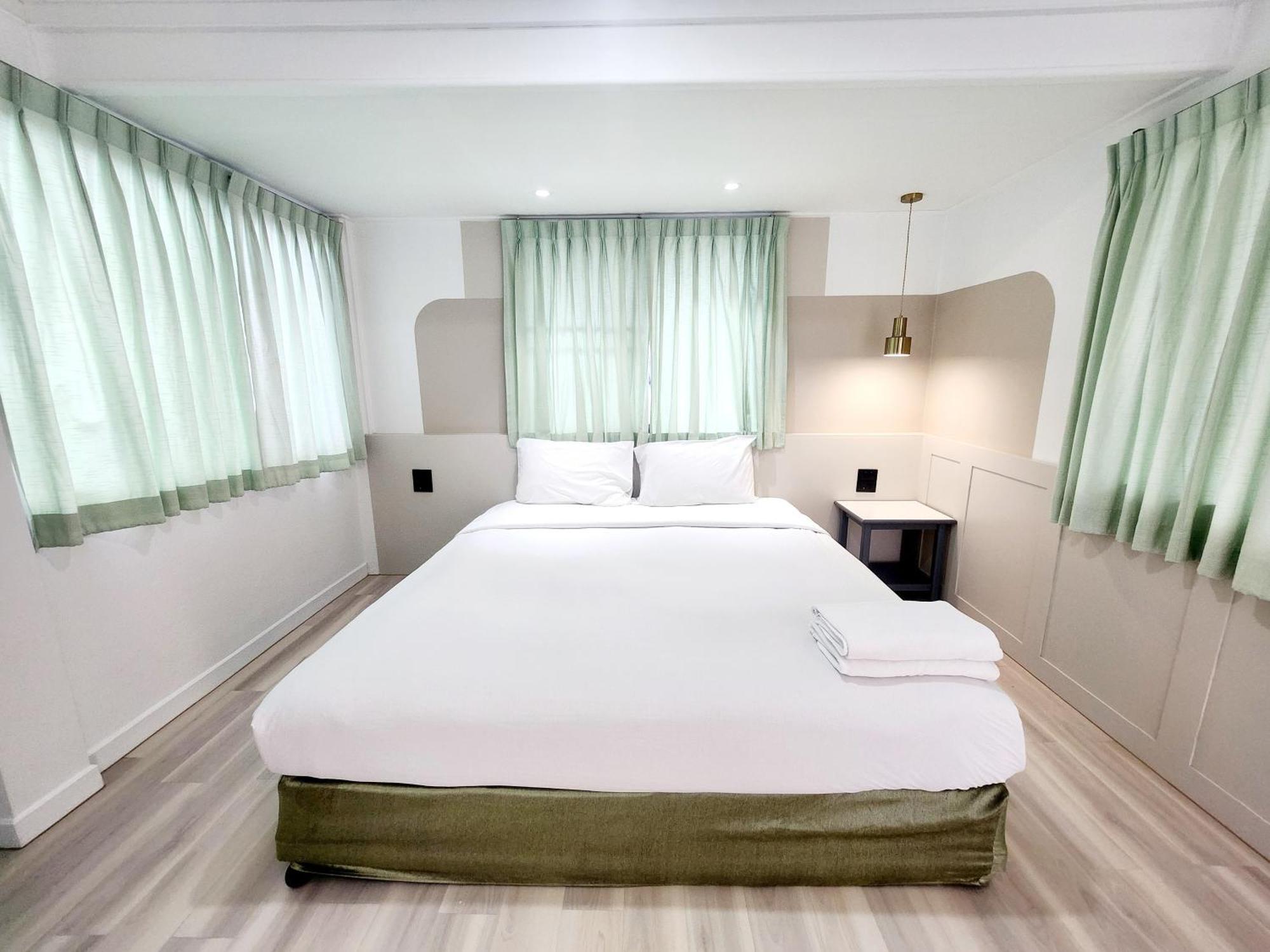Seatel Phuket, Patong Beach Εξωτερικό φωτογραφία