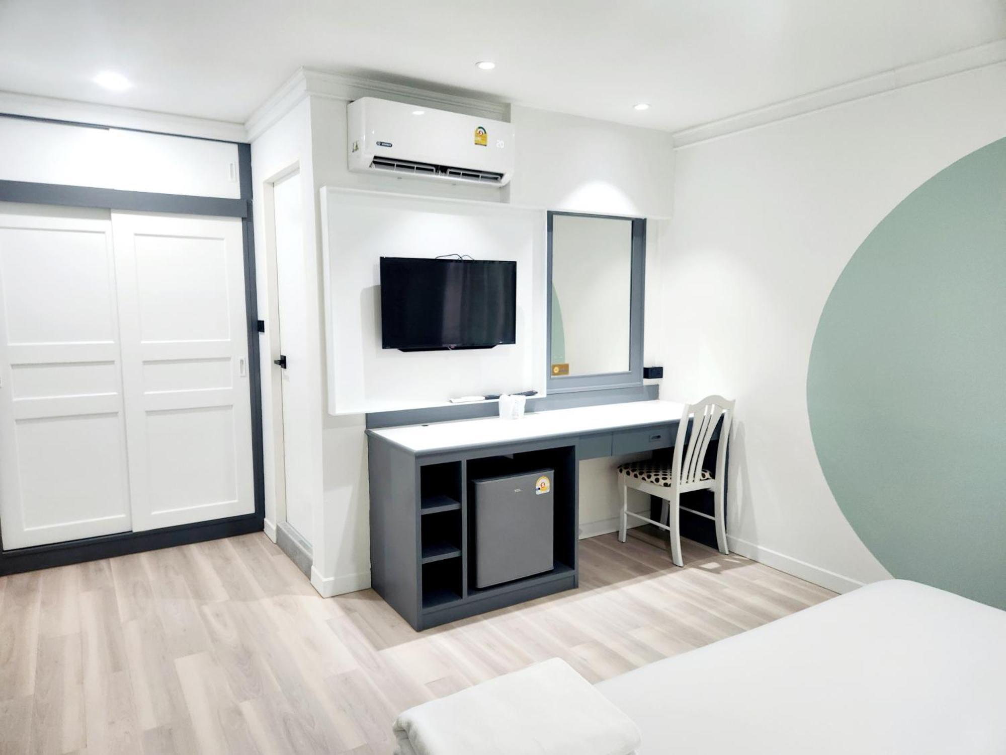 Seatel Phuket, Patong Beach Εξωτερικό φωτογραφία