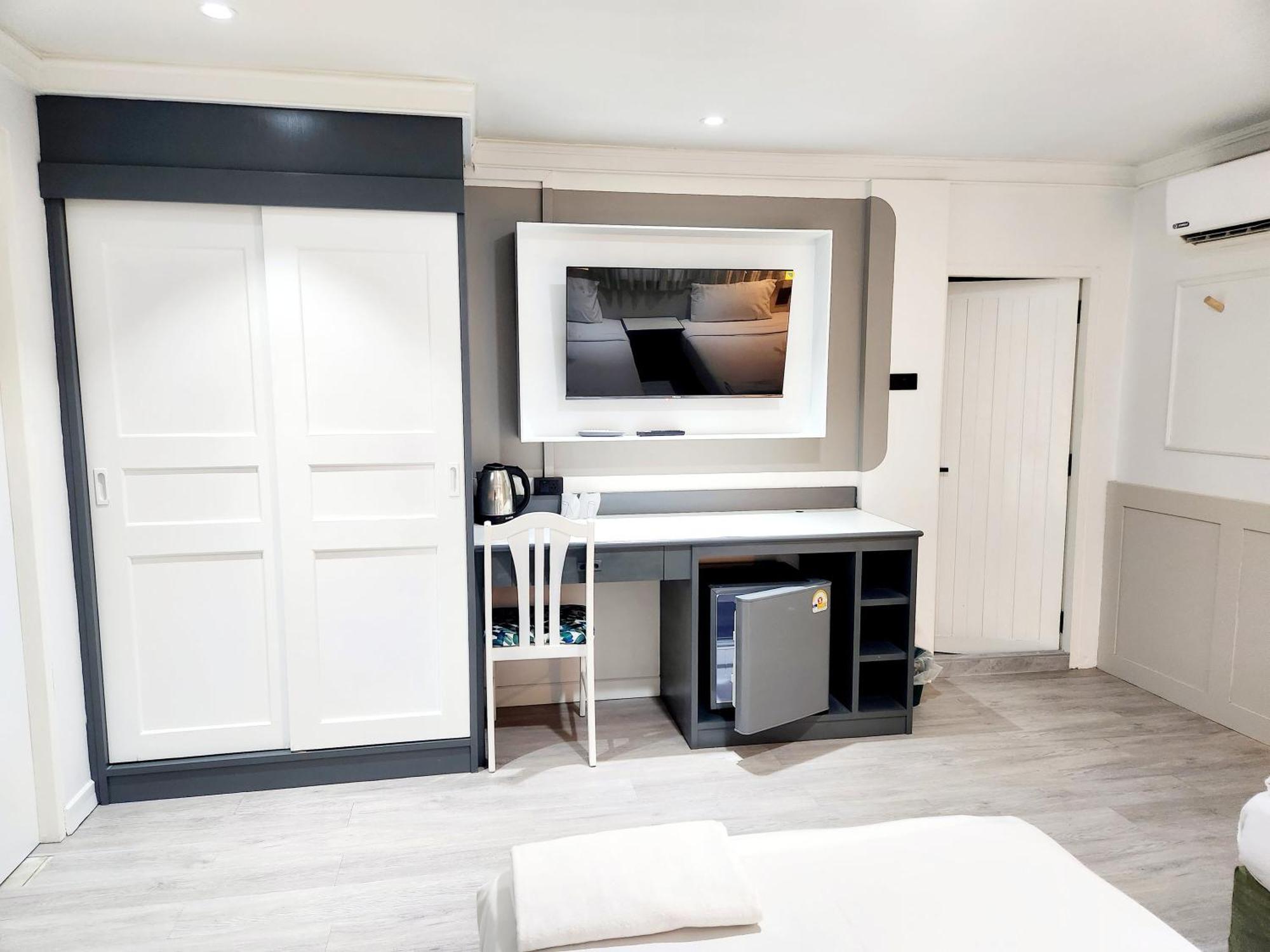 Seatel Phuket, Patong Beach Εξωτερικό φωτογραφία